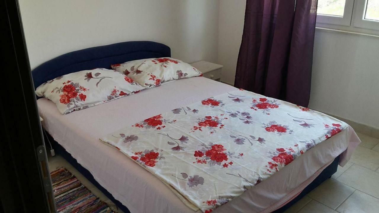 Apartments Luki Trogir Kültér fotó