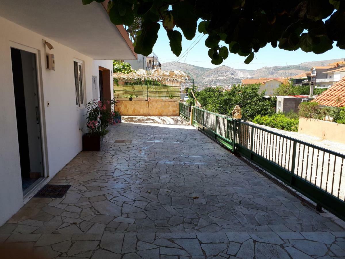 Apartments Luki Trogir Kültér fotó