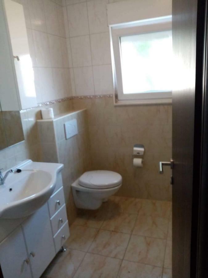 Apartments Luki Trogir Kültér fotó