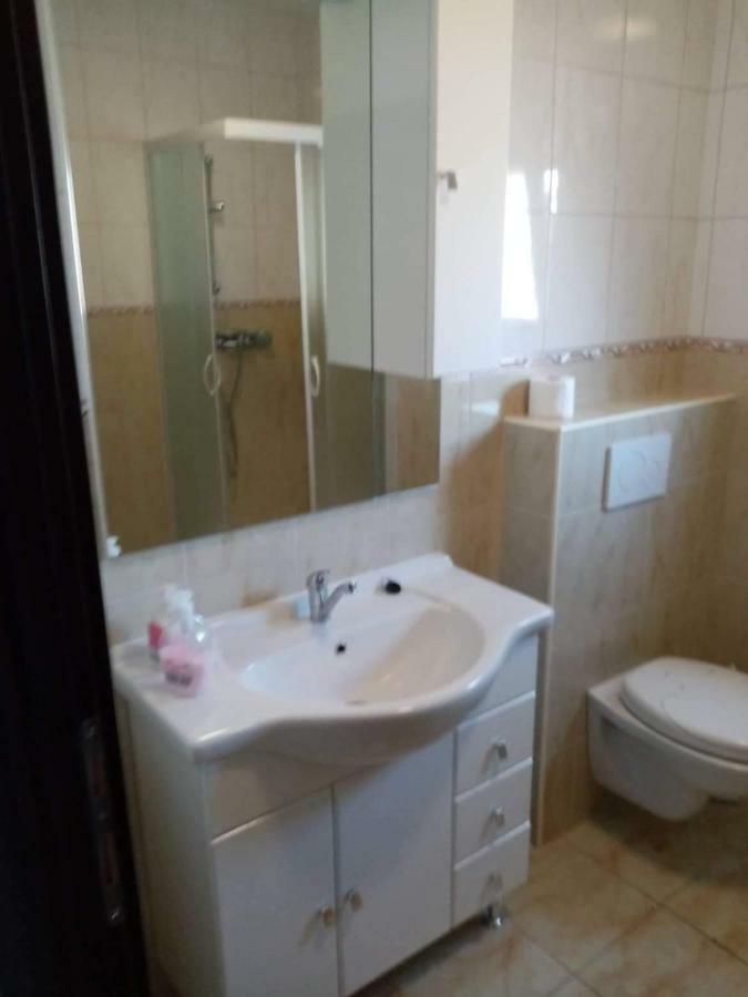 Apartments Luki Trogir Kültér fotó